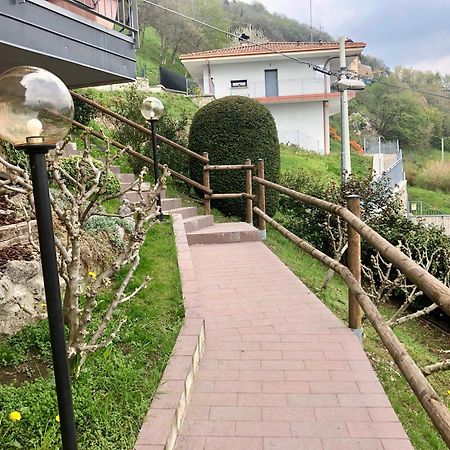 La Casa Di Rose Villa Fonteno ภายนอก รูปภาพ